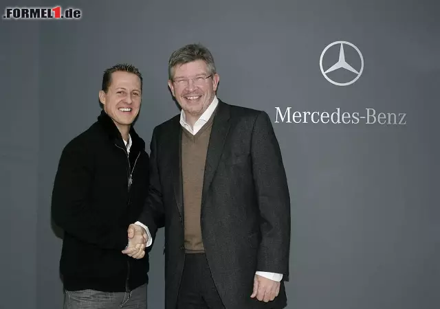 Foto zur News: Das bisher letzte Kapitel des Silberpfeil-Teams bricht an: Nach nur einem Jahr in Eigenregie verkauft Brawn an Mercedes und holt seinen alten Kumpel Michael Schumacher zurück in die Formel 1. Doch das deutsche Silberpfeil-Nationalteam muss bis Schanghai 2012 (Nico Rosberg) auf den ersten Sieg warten.