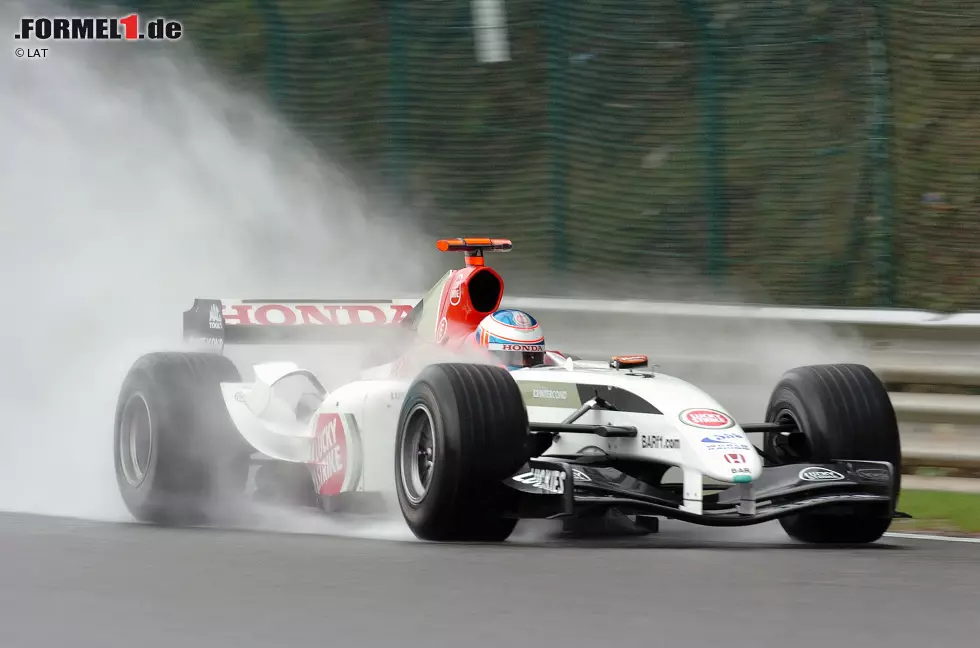 Foto zur News: Erst 2004, unter dem neuen Teamchef David Richards, der die personellen Strukturen verschlankt, stellt sich Erfolg ein. Zwar ist gegen die Dominanz von Michael Schumacher und Ferrari kein Kraut gewachsen, aber Jenson Button etabliert sich als erster Verfolger und wird WM-Dritter.