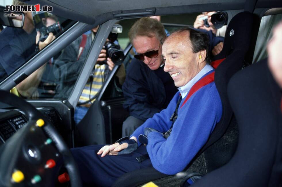 Foto zur News: Frank Williams beim Grand Prix von Frankreich 1995, in einem Renault Espace.