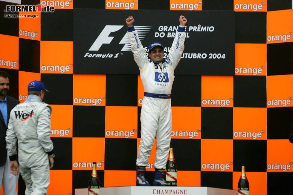 Foto zur News: Für mehr als sieben Jahre der letzte Sieg: Juan Pablo Montoya beim Grand Prix von Brasilien 2004 in Sao Paulo.