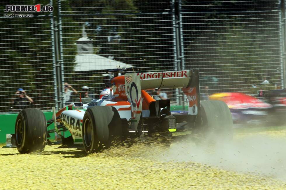 Foto zur News: Und auch die Fahrer können einmal ihre Grenzen ausloten, bevor es am Samstag richtig ernst wird. Im Bild, stellvertretend für dutzende seiner Kollegen: Force-India-Pilot Paul di Resta.