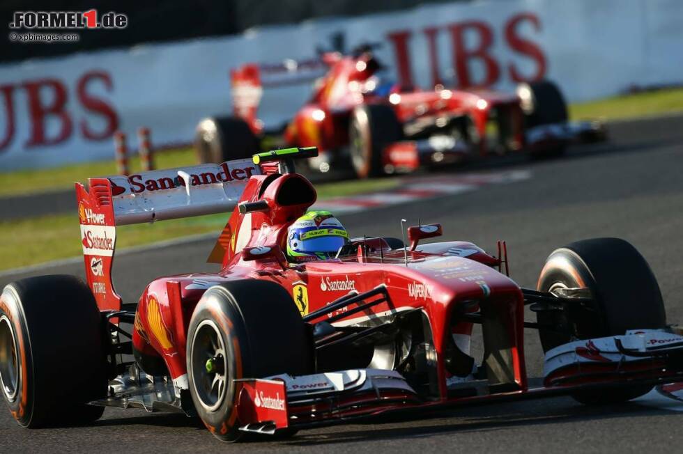 Foto zur News: Felipe Massa (Chancen: ***): Felipe Massa ist immer dann am besten, wenn ihm das Wasser bis zum Hals steht. Das war bereits 2012 so, als er nach desolatem Saisonstart plötzlich sogar Fernando Alonso manchmal gefährlich wurde - aber erst dann, als ihm Ferrari damit drohte, ihn rauszuschmeißen. Vom reinen Speed her ist er seinem Ferrari-Teamkollegen momentan mindestens ebenbürtig - schon im Vorjahr war er im Qualifying in Indien nur um ein paar Sekundenbruchteile langsamer. Ein Podium in einem der Abschiedsrennen für Ferrari ist Massa durchaus zuzutrauen.