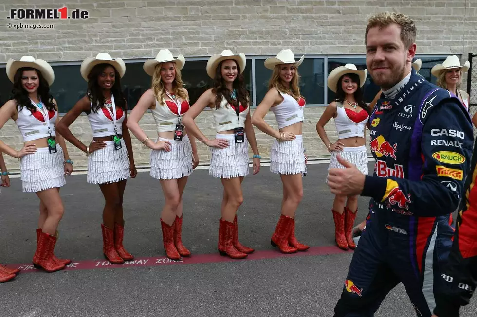 Foto zur News: Das muss Sebastian Vettel erst noch lernen: Auch nach getaner Arbeit, also der Pole-Position im Qualifying...