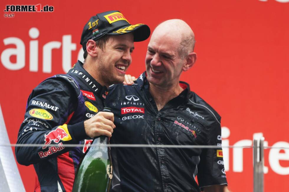 Foto zur News: Denn auch wenn ein neues Reglement in der Formel 1 Einzug hält, hat man die wichtigsten Personalien immer noch an Bord. Neben Vettel ist dies vor allem Technikchef Adrian Newey, der besonders sein Können zeigen kann, wenn er von null anfangen darf. Die Konkurrenz ist gewarnt.