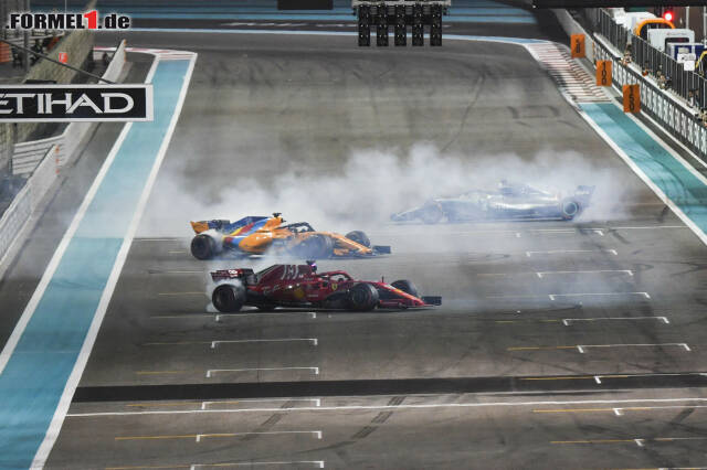 Foto zur News: Dort zelebrieren sie das Ende der Formel-1-Saison 2018 und das (vorläufige) Karriereende Fernando Alonsos in der Formel 1. Neben der WEC-Supersaison mit Toyota wird der Spanier 2019 auch wieder das Indy 500 bestreiten. Sein Ziel ist klar: Die Triple-Crown des Motorsports, die zuvor nur Graham Hill erringen konnte!