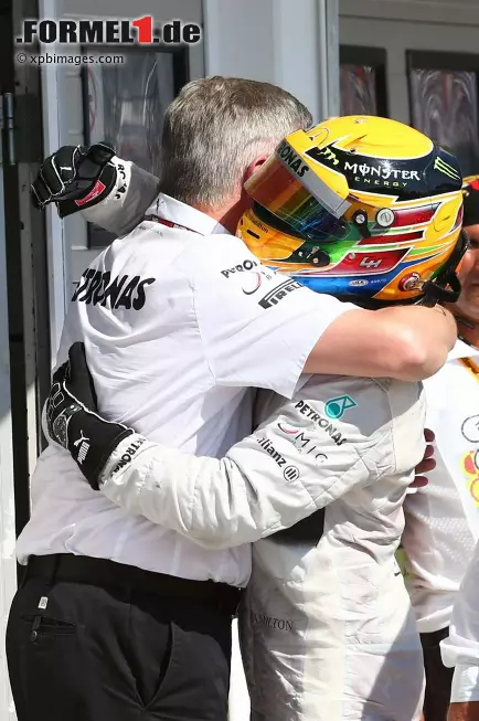 Foto zur News: Der 13. und bisher letzte Sieger unter Ross Brawns Regie ist noch taufrisch: Lewis Hamilton hat am vergangenen Wochenende auf Mercedes den Grand Prix von Ungarn in Budapest gewonnen.