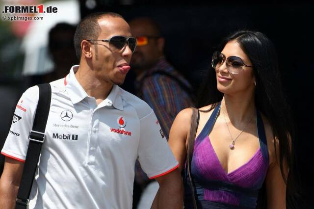 Foto zur News: Lewis Hamilton schaffte mit seiner Jugendliebe Jodia Ma, die ebenfalls nie in der Klatschpresse auftauchte, immerhin vier Jahre. "Aber irgendwann wirst du auch deine erste Supermodel-Freundin haben", prophezeite ihm David Coulthard schon damals. Fast: Statt des Supermodels wurde es ein Popstar, nämlich "Pussycat Doll" Nicole Scherzinger. Nach jahrelangem "On & Off" festigte sich die Beziehung zwischen dem US-Beauty und dem UK-Racer.