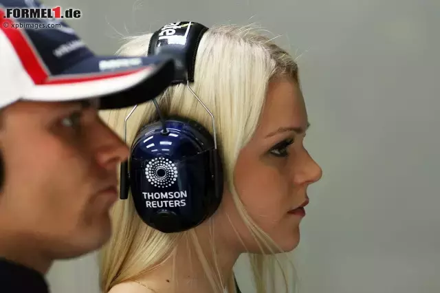 Foto zur News: Haben durchaus Potenzial, nach Kimi & Jenni das neue finnische Traumpaar zu werden: Der schüchterne Williams-Rookie Valtteri Bottas liebt Olympia-Schwimmerin Emilia Pikkarainen, bei den letzten Spielen in London immerhin 27. über 200 Meter Schmetterling.