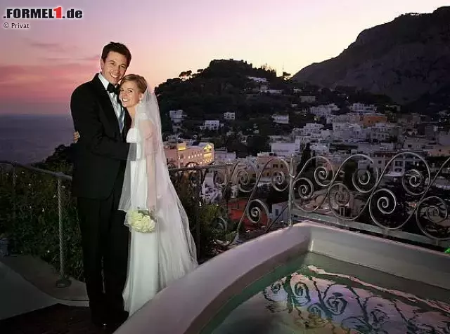 Foto zur News: Toto Wolff war mal ein Frauenheld, ist seit seiner geheimen Traumhochzeit mit Rennfahrerin Susie Stoddart auf Capri aber zur Ruhe gekommen. Zu seinen Verflossenen zählt unter anderem die ehemalige Miss Austria Patricia Kaiser.