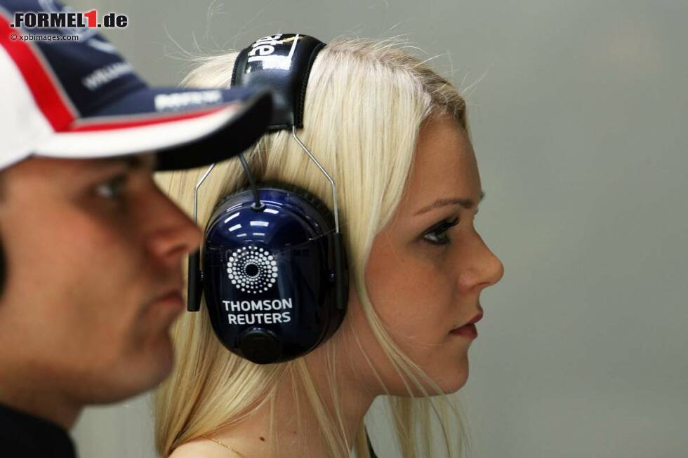 Foto zur News: Haben durchaus Potenzial, nach Kimi &amp; Jenni das neue finnische Traumpaar zu werden: Der schüchterne Williams-Rookie Valtteri Bottas liebt Olympia-Schwimmerin Emilia Pikkarainen, bei den letzten Spielen in London immerhin 27. über 200 Meter Schmetterling.