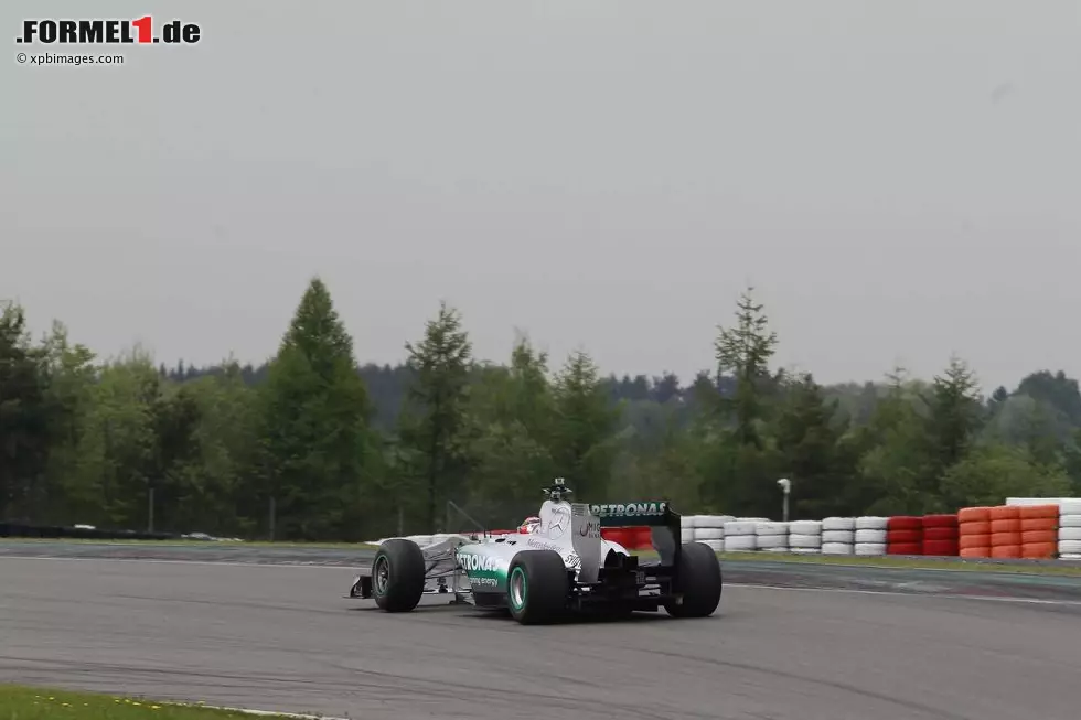 Foto zur News: Sebastian Vettel (Red Bull): &quot;Die Nordschleife ist das wirklich Herausragende am Nürburgring. Ich habe schon gesagt, dass es einfach cool wäre, wenn man dort Rennen fahren könnte. Leider sind unsere Autos eher weniger in der Lage, es einmal herum zu schaffen, wenn man wirklich auf den Pin tritt. Schade. Aber die Grand-Prix-Strecke ist auch nicht schlecht.&quot;