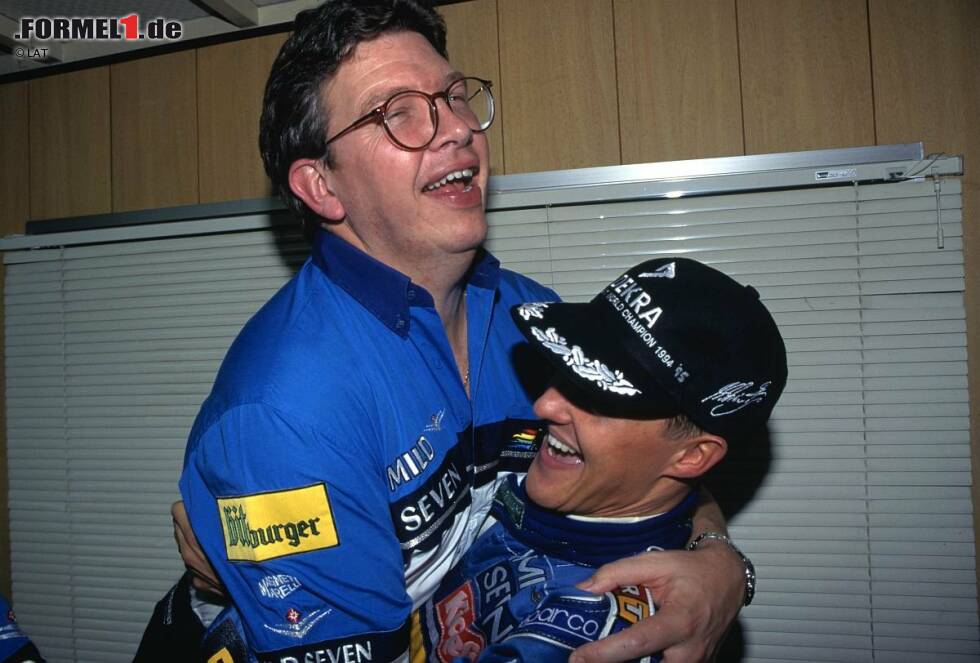 Foto zur News: ...den WM-Titel einzufahren. 1995 wiederholten Schumacher und Brawn dieses Kunststück, ehe der Kerpener zu...