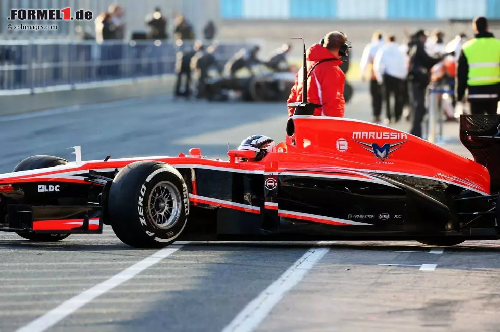 Foto zur News: Als letztes Team der Formel 1 setzt Marussia 2013 auf einen Cosworth-Motor und erstmals auf KERS, welches von Williams geliefert wird. Davon verspicht sich Teamchef John Booth eine Menge: &quot;Wir sind zuversichtlich, dass der MR02 das Produkt einer guten Evolution des letztjährigen Pakets ist. Gleichzeitig integriert er KERS. KERS war 2012 ein entscheidender Faktor dafür, wo wir relativ zu unseren Gegnern standen.&quot;