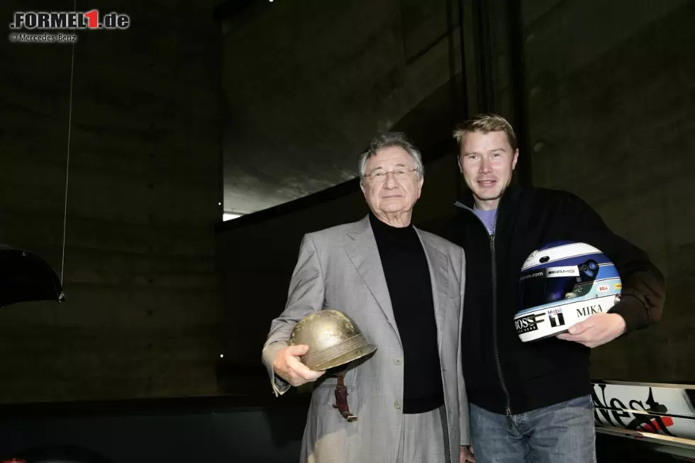 Foto zur News: Mit Mercedes-Legende Hans Herrmann.