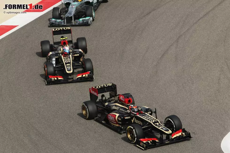 Foto zur News: Vierter Grand Prix des Jahres, und immer deutlicher zeichnet sich ab: Der E21 ist ein reifenschonender Racer, aber kein guter Qualifyer. Räikkönen/Grosjean wiederholen trotzdem das Vorjahresergebnis, fahren von den Startplätzen acht und elf noch auf das Podium. Lotus ist damit vorläufig Zweiter der Konstrukteurs-WM.