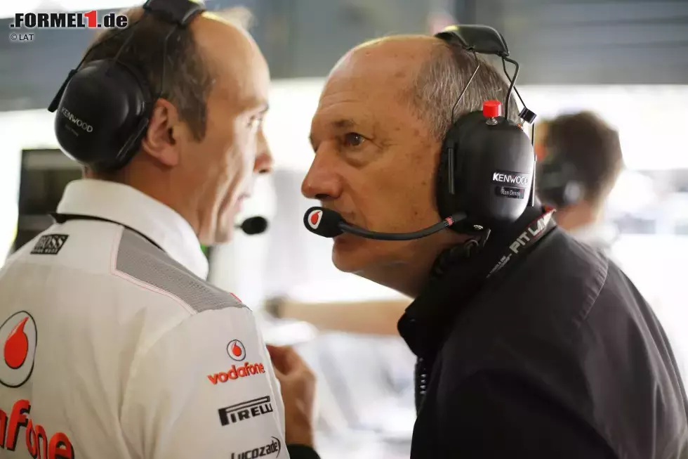 Foto zur News: Sehr zum Missfallen von &quot;Mister McLaren&quot; Ron Dennis, der hinter den Kulissen den Plan schmiedet, wieder mehr Kontrolle über das Team zu übernehmen. Bald sickert durch: McLaren würde Fernando Alonso &quot;mit Kusshand&quot; nehmen - und Ross Brawn könnte Whitmarsh spätestens 2015 als Teamchef beerben.