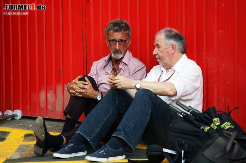 Foto zur News: Eddie Jordan (Schumachers erster Formel-1-Teamchef): &quot;Es ist ein riesiger Schock. Michael hob das Fitness-Level in der Formel 1 auf eine neue Stufe und war ein Verfechter für mehr Sicherheit. Wenn man dann die Nachricht seines Unfalls hört, ist man natürlich mit den Gedanken bei ihm. Wir alle wünschen ihm alles Gute.&quot; (BBC)