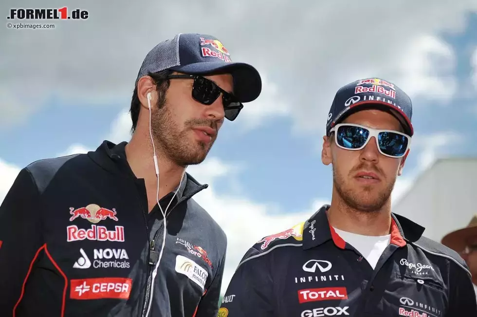 Foto zur News: Jean-Eric Vergne (Toro-Rosso-Fahrer): &quot;Was er geschafft hat, ist etwas ganz Besonderes. Gratulation!&quot;