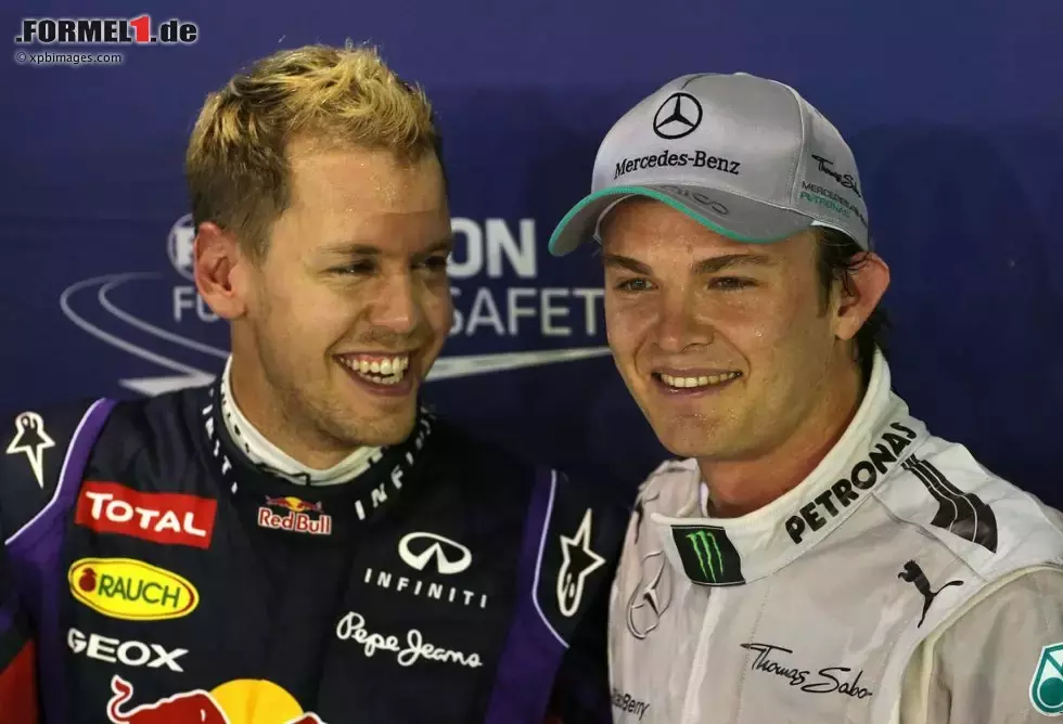 Foto zur News: Nico Rosberg (Mercedes-Fahrer): &quot;Gratulation an Sebastian. Super gemacht und voll verdient. Als Fahrer und auch als Team war das wieder gigantisch. Der vierte WM-Titel, das ist natürlich Wahnsinn. Er hat einen fantastischen Job gemacht in diesem Jahr und verdient es, Weltmeister zu sein.&quot;