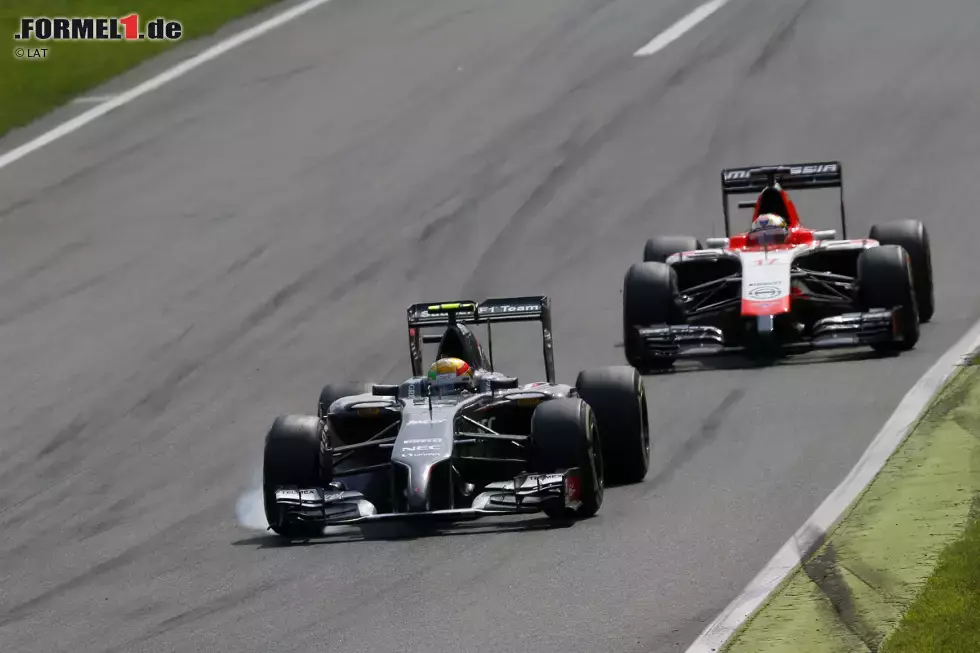 Foto zur News: Blick (Schweiz): &quot;Auch der Grand Prix von Italien lebt vom Zweikampf zwischen den beiden Mercedes-Piloten. Für Sauber setzt es eine weitere Enttäuschung. Das letzte Saisonrennen in Europa hat es in sich - und lebt von Leader-Wechseln zwischen den beiden Mercedes-Boliden. Doch anders als befürchtet kommt&#039;s zwischen Nico Rosberg und Lewis Hamilton diesmal zu keinen Berührungen.&quot;