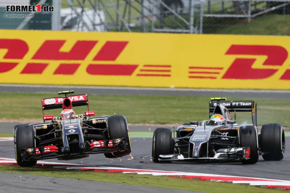 Foto zur News: ...Maldonado kommt in Silverstone rechtzeig wieder auf den Boden zurück...