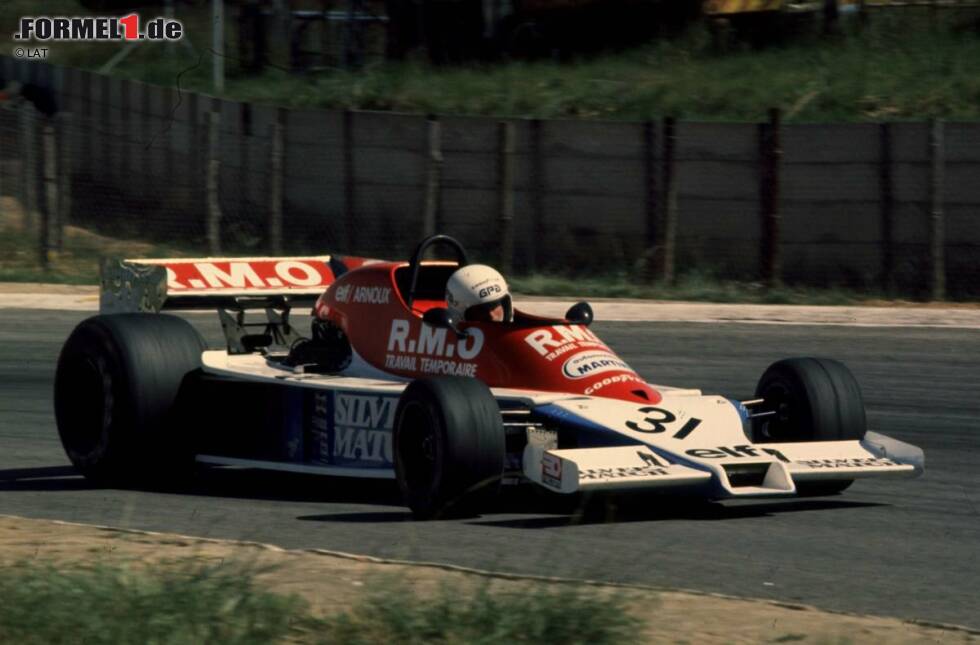 Foto zur News: Beim seinem Debüt in Kyalami 1978 verpasst Arnoux mit dem Martini-Ford noch den Sprung ins Starterfeld, doch wenig später in Zolder klappte es. Dort fährt der Franzose bei seinem ersten Grand-Prix-Start auf Anhieb auf Platz neun. Die beiden letzten Rennen der Saison bestreitet er für das Surtees-Team.