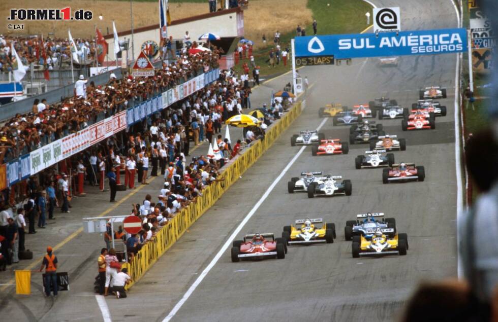 Foto zur News: Die Saison 1981 verläuft für Renault-Pilot Arnoux überwiegend harzig. Einzig auf dem Österreichring (Foto) gelingt ihm der Sprung aufs Podest: Zweiter hinter Jacques Laffite im Ligier.