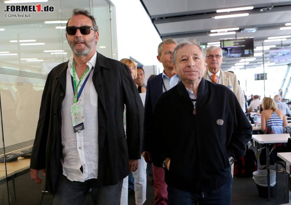 Foto zur News: Am Sonntag begleitete der FIA-Präsident Hollywood-Star Jean Reno in das neue Medienzentrum in Spielberg.