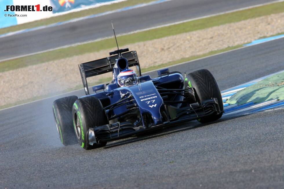 Foto zur News: Valtteri Bottas (Williams-Mercedes FW36) / 42 Runden / 1:25.344 Minuten (Mittwoch)
Der Finne hatte nicht allzu viel Glück bei seinen Einsätzen im neuen Williams. Am ersten Tag schaffte das Auto nur sieben Runden, am zweiten 35 - dann streikte die Steuerung der Bremsen am Heck. &quot;Wir haben aber alle aufgetretenen Probleme selbstständig lösen können&quot;, erklärt er.