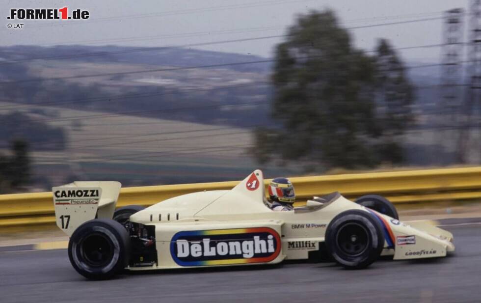 Foto zur News: Für 1985 wechselt Berger zu Arrows. In seinem Rücken arbeitet aber weiter ein BMW-Triebwerk. Beim Grand Prix von Südafrika in Kyalami holt er sich mit P5 seine ersten WM-Punkte. Zwei Wochen nach Kyalami wird Berger beim Saisonfinale in Adelaide Sechster. Mit drei WM-Punkten schließt er das Jahr auf Rang 20 der Gesamtwertung ab.