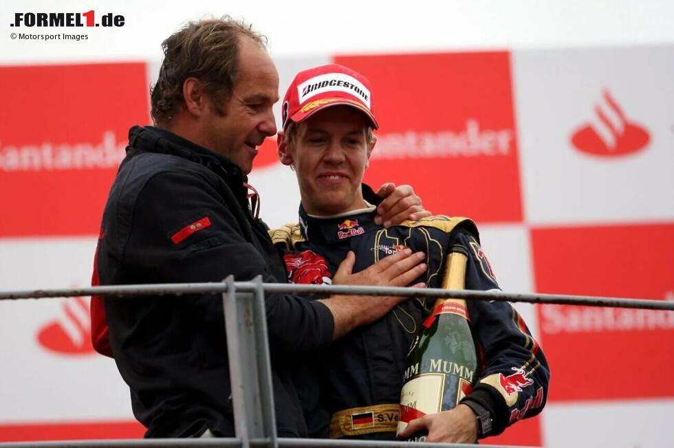 Foto zur News: Größter Erfolg in Bergers Toro-Rosso-Zeit: Der erste Formel-1-Sieg von Sebastian Vettel beim Grand Prix von Italien 2008 in Monza. Im November 2008 tritt Berger seine Anteile am Team wieder an Red-Bull-Boss Dietrich Mateschitz ab - um sich vier Jahre später noch einmal zurückzumelden.