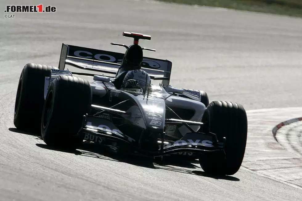 Foto zur News: Auch Patrick Friesacher kann auf keine lange Formel-1-Karriere zurückblicken. 2005 ging er mit dem Minardi PS04 an den Start, musste das Cockpit bei dem finanzschwachen Team jedoch schon nach elf Rennen wieder räumen. Beim Grand Prix der USA konnte er aber immerhin einen sechsten Platz und damit einen WM-Punkt holen.