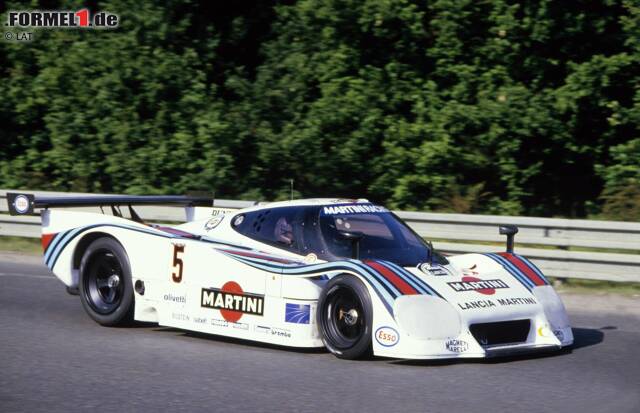 Foto zur News: Dabei ging Martini in der Sportwagenszene fremd: Der Lancia LC2, ein Gruppe-C-Fahrzeug, bekam das traditionelle Design verpasst und raste Anfang bis Mitte der achtziger Jahre zu drei Siegen in der Sportwagen-WM. Am Steuer: Michele Alboreto, Riccardo Patrese, Teo Fabi, Alessandro Nannini und viele mehr.