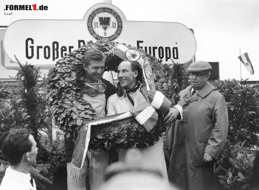 Foto zur News: Auch 1961 fährt Moss für Rob Walker. Es sollte seine letzte Saison in der Königsklasse sein. Beim Großen Preis von Deutschland auf dem Nürburgring gewinnt er zum 16. und letzten Mal