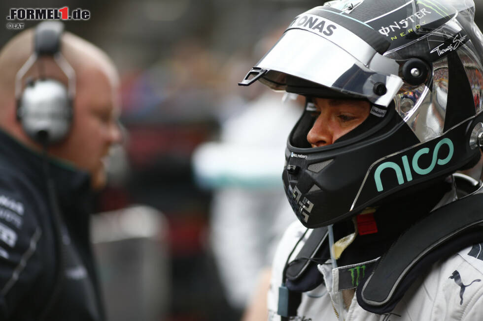 Foto zur News: The Mirror (Großbritannien): &quot;Nico Rosberg hinkte als Zweiter ins Ziel, aber für ihn war das ein Wochenende zum Vergessen. Er verbockte das Qualifying, verlor seinen Entfernungsmesser beim Warm-Up, vermasselte den Start und schleuderte, bevor er auf den zweiten Platz zurückgedrängt wurde.&quot;