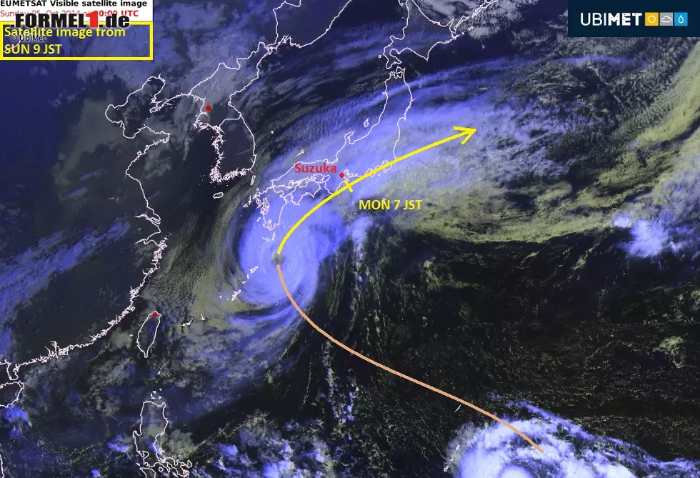 Foto zur News: Vorverlegung auf Samstag, früherer Start am Sonntag oder gar eine Absage? Der auf Japan zusteuernde Taifun Phanfone hält die Formel-1-Meteorologen auf Trab. Letztendlich kann in Suzuka aber planmäßig um 15:00 Uhr Ortszeit gestartet werden.