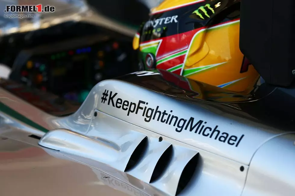 Foto zur News: Mercedes: &quot;An diesem Morgen erreichen uns ermutigende Neuigkeiten über Michael. Wir hätten uns keinen besseren Start in die Woche wünschen können. #KeepFightingMichael&quot;