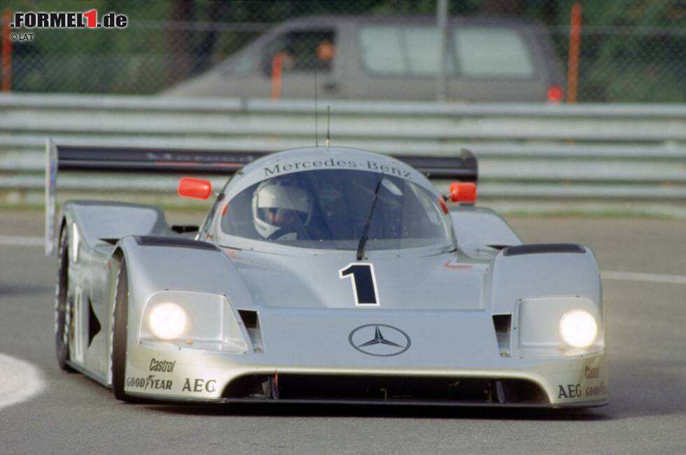 Foto zur News: Am Steuer des Nachfolgemodells Sauber-Mercedes C11 sitzen auch die damaligen Mercedes-Junioren Michael Schumacher und Karl Wendlinger. Doch an die Erfolge des Vorgängers kann dieser Silberpfeil wie auch der 1991 bei einigen Rennen eingesetzte C291 nicht anknüpfen.