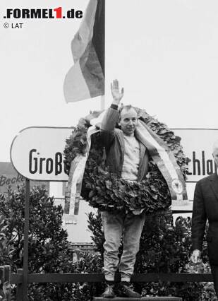 Foto zur News: Zwei Siege, drei zweite und ein dritter Platz bei zehn Läufen bedeuten am Ende der Saison Rang eins in der Gesamtwertung. John Surtees ist Formel-1-Weltmeister!