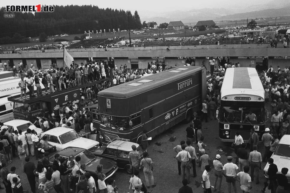 Foto zur News: 1970 ist der neue Österreichring fertig. Die Premiere auf einer Strecke, die in Sachen Layout mit der von heute fast identisch ist, gewinnt Jacky Ickx für Ferrari.