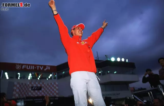 Foto zur News: Die Jahre 2000 bis 2004 stehen ganz im Zeichen von Ferrari, allen voran Michael Schumacher. Mit seinem Sieg beim Japan-Grand-Prix 2000 wird Schumacher der erste Ferrari-Weltmeister seit Jody Scheckter 1979. Der Deutsche gewinnt auch 2001, 2002 und 2004 in Suzuka. 2003 triumphiert Ferrari-Teamkollege Rubens Barrichello.