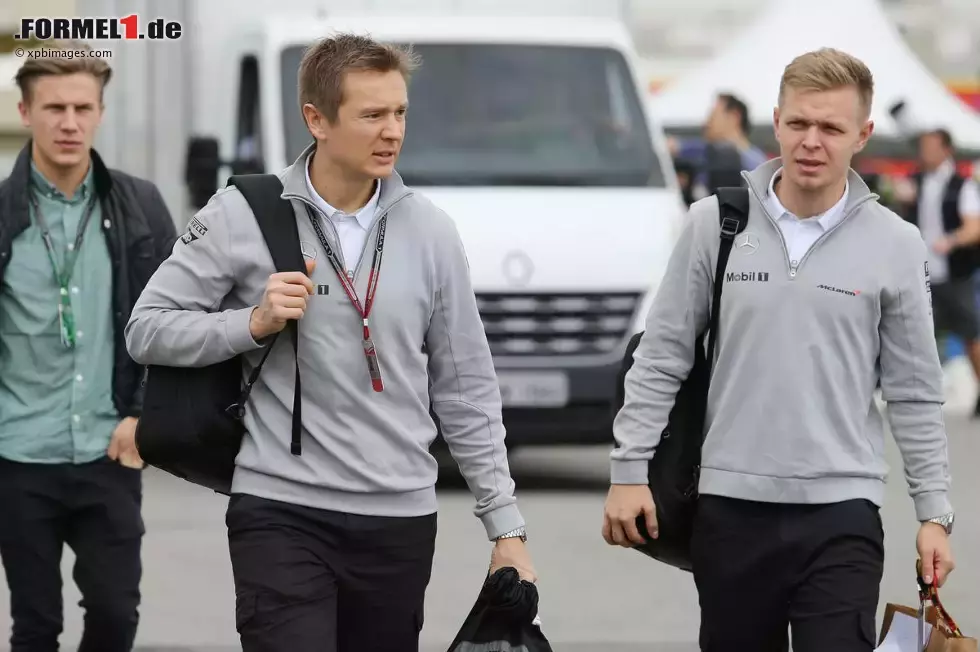 Foto zur News: Kevin Magnussen( McLaren): &quot;Wie in Austin fährt man auch in Interlagos gegen den Uhrzeigersinn, es ist also cool, dass die beiden Rennen direkt aufeinander folgen. Die Strecke ist von der ersten Kurven an sehr spannend und es gibt ziemlich viele Bereiche zum Überholen, vor allem im erstem Sektor. Es ist eine echte Fahrer-Strecke und recht holprig, das Setup ist daher wichtig, um das Beste aus der Runde zu machen.&quot;