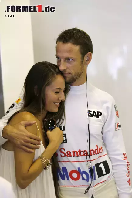 Foto zur News: Jessica Michibata und Jenson Button: War es für das Traumpaar der Formel 1 schon der letzte Grand Prix? Es wäre ein Verlust für den Paddock - und vor allem für die Fotografen.