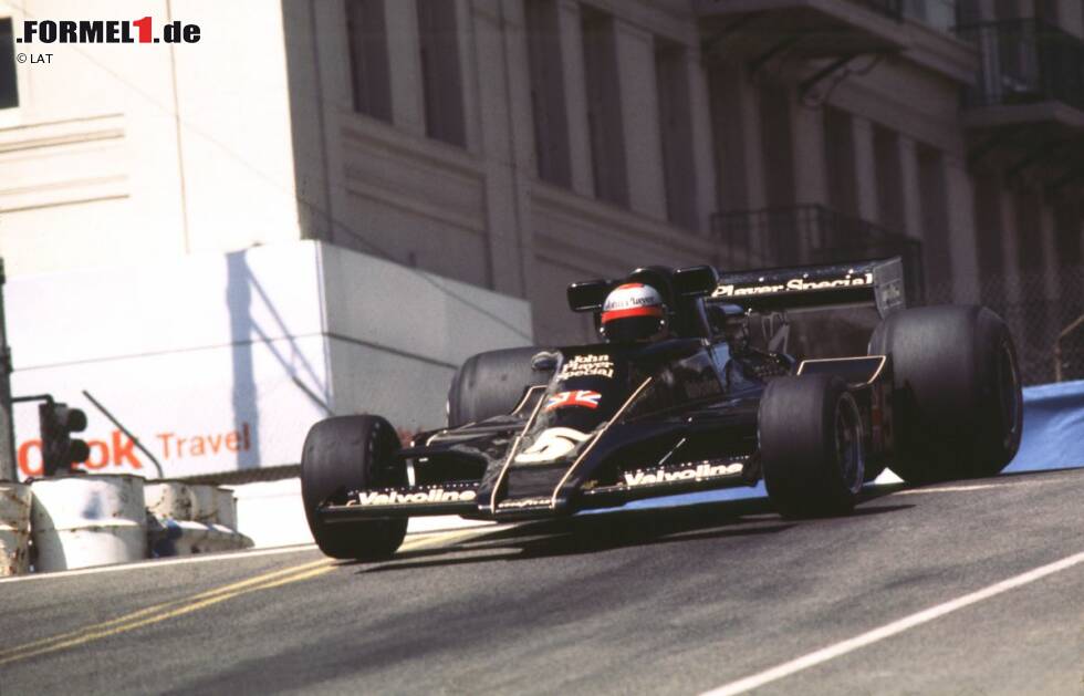 Foto zur News: Einem US-Amerikaner ist es nie gelungen, den Grand Prix der USA zu gewinnen. Mario Andretti aber gewann 1977 den Grand Prix der USA-West in Long Beach (Foto). Beim Grand Prix der USA brachte es Andretti auf zwei Pole-Positions und als bestes Rennergebnis Platz zwei im Jahr 1977. Weitere Fahrer, die bei ihrem Heimrennen auf dem Podest standen: Dan Gurney mit Platz zwei in den Jahren 1961 und 1965, Richie Ginther mit Platz zwei im Jahr 1963 und Eddie Cheever mit Platz drei im Jahr 1989.