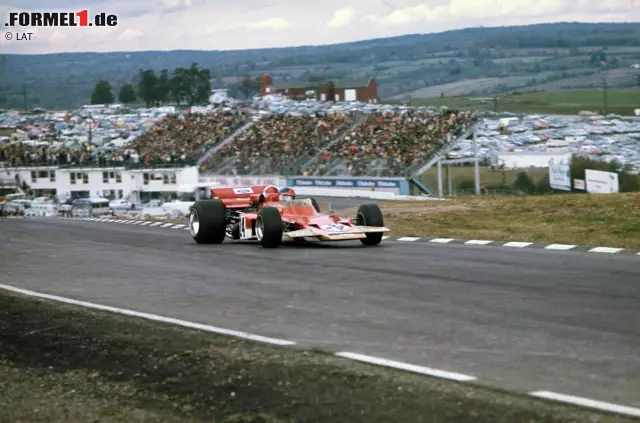 Foto zur News: Als die Formel 1 ein Jahr später, am 4. Oktober 1970, erneut in Watkins Glen gastiert, ist Vorjahressieger Rindt bereits nicht mehr am Leben. Der tödliche Crash in der Parabolica von Monza liegt gerade einmal vier Wochen zurück, als der junge Brasilianer Emerson Fittipaldi am Steuer des Lotus von Rindt in Watkins Glen gewinnt. Es ist der erste Grand-Prix-Sieg für "Emmo". Rindt wird am Saisonende posthum Weltmeister.