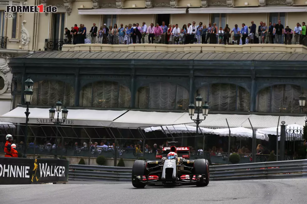 Foto zur News: Romain Grosjean (Lotus): &quot;Es ist eine sehr herausfordernde und einzigartige Strecke, die keine Fehler erlaubt. Ich war dort in der Vergangenheit immer schnell unterwegs, habe aber auch oft die Mauern berührt - man muss die richtige Balance finden. &quot;Ich mag die Casino-Kurve - Hochgeschwindigkeit und ein bisschen Schräglage.&quot;