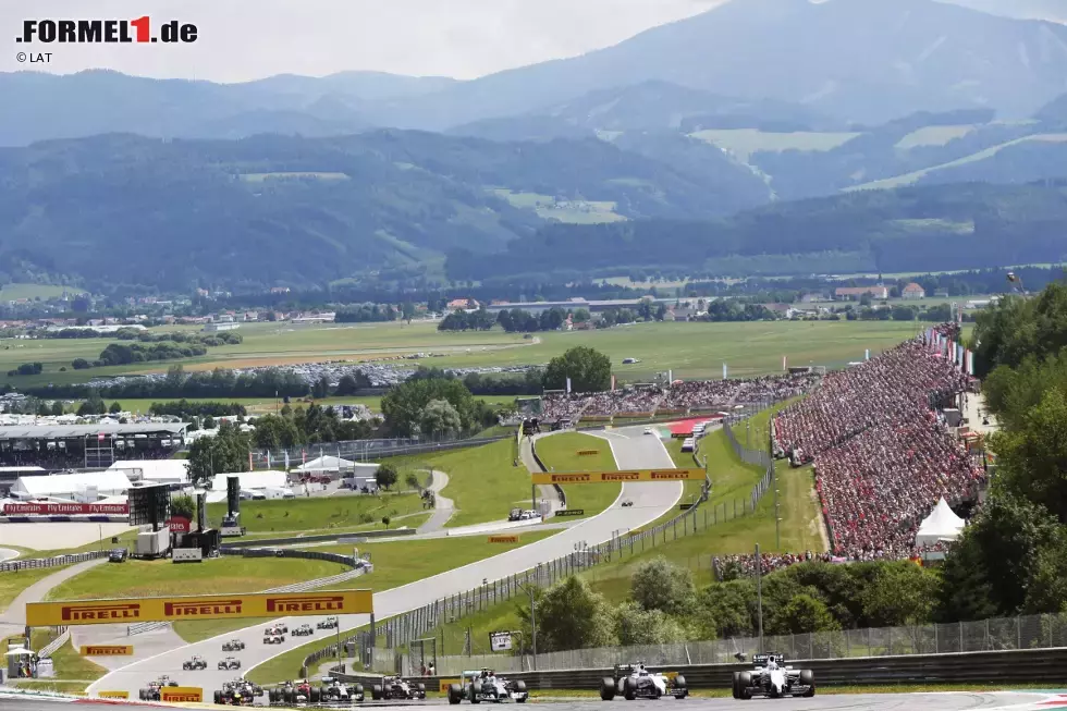 Foto zur News: Felipe Nasr: &quot;Es ist eine durchaus schnelle Strecke, eine Kombination aus langen Geraden und einigen schnellen Kurven. Die letzten beiden Kurven vor Start und Ziel sind meine Favoriten, sie sind sehr schnell und müssen für eine gute Rundenzeit präzise gefahren werden. Die langen Geraden könnten für uns von Vorteil sein, in den schnellen Kurven ist dann allerdings auch Abtrieb gefragt.&quot;