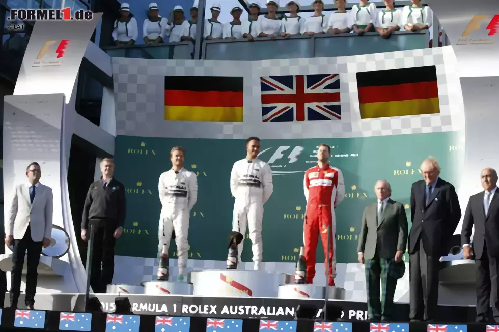 Foto zur News: Lewis Hamilton, Nico Rosberg und Sebastian Vettel standen bei den ersten drei Rennen jeweils auf dem Podium. Noch nie zuvor in der Geschichte der Formel 1 standen bei den ersten drei Saisonrennen nur drei verschiedene Fahrer auf dem Podium.