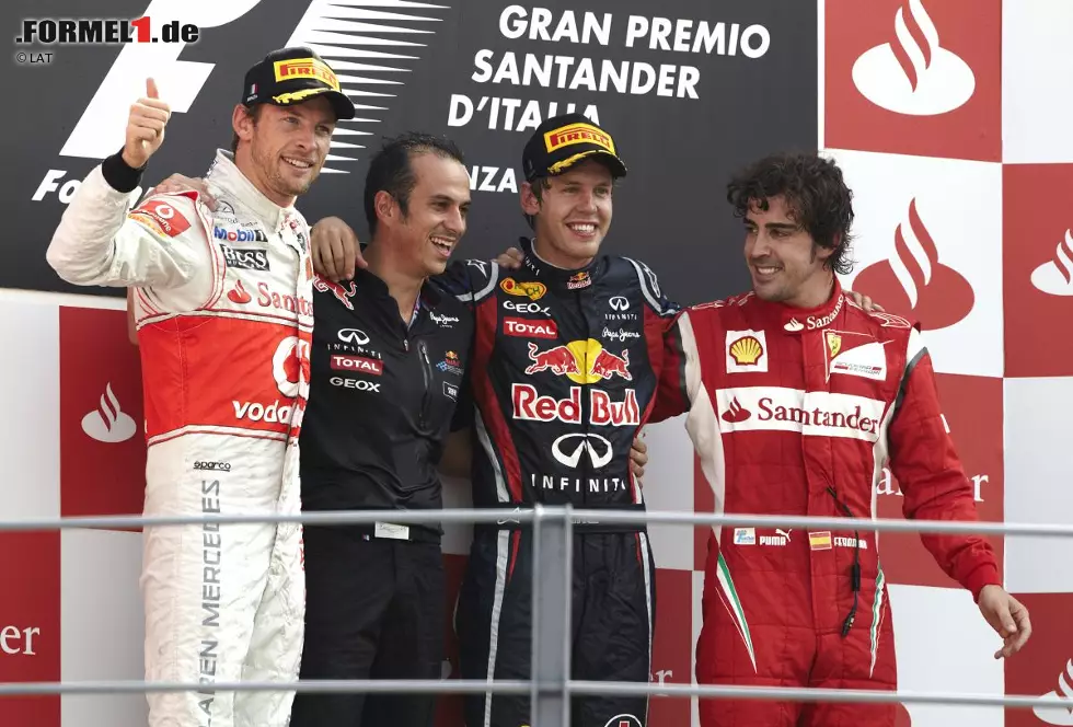 Foto zur News: 2011 werden zwar 19 Rennen gefahren, aber mehr als sieben Piloten gelingt der Sprung auf das Podest nicht: Weltmeister Sebastian Vettel (17), Jenson Button (12) und Fernando Alonso (10) sowie Mark Webber, Lewis Hamilton, Witali Petrow und Nick Heidfeld. Noch schlimmer ist es ...