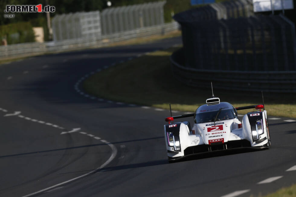 Foto zur News: Deutlich erfolgreicher läuft es für Lotterer im LMP1-Team von Audi. Zusammen mit Benoit Treluyer und Marcel Fässler gewinnt er 2011, 2012 und 2014 gleich drei Mal die 24 Stunden von Le Mans.